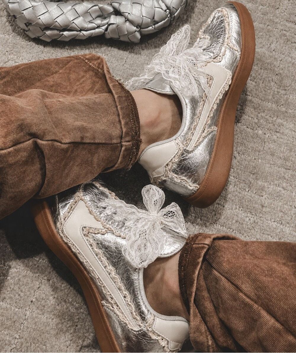 DOLCE VITA NOTICE LACE DISTRESSED SNEAKERS, Sz 6.5 $158 bridal sneaker